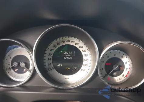 2014 Mercedes-Benz E 350 z USA, uszkodzony, nr VIN WDDHF5KB2EB007479